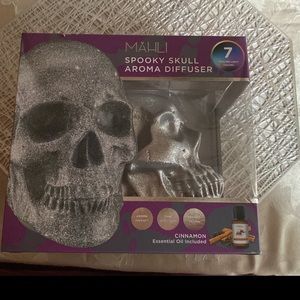 Glitter skull diffuser